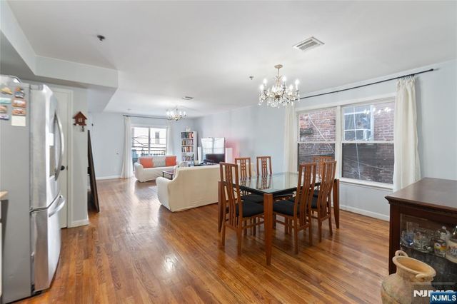2705 Central Avenue, Union City, NJ 07087