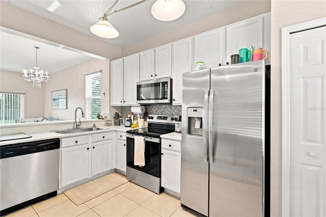 1610 RETREAT VIEW CIRCLE, Sanford, FL 32771