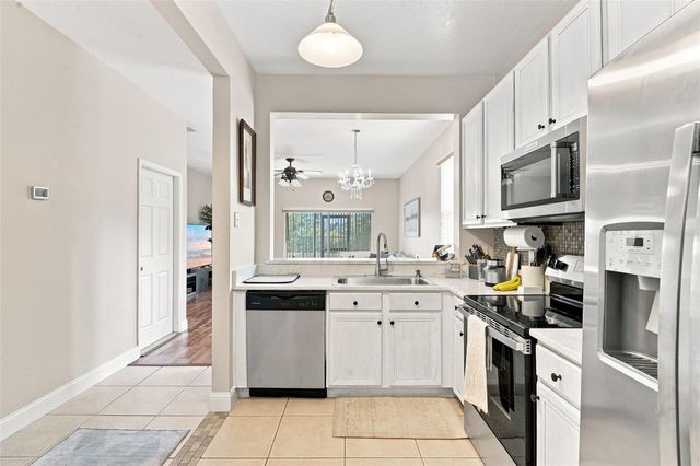 1610 RETREAT VIEW CIRCLE, Sanford, FL 32771