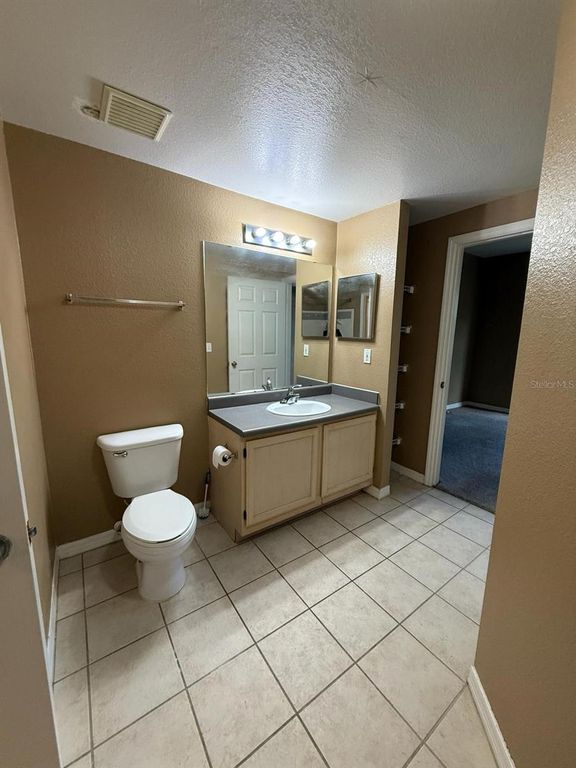 Image 17 of property listing at 3468 SOHO STREET 202, Orlando, FL 32835