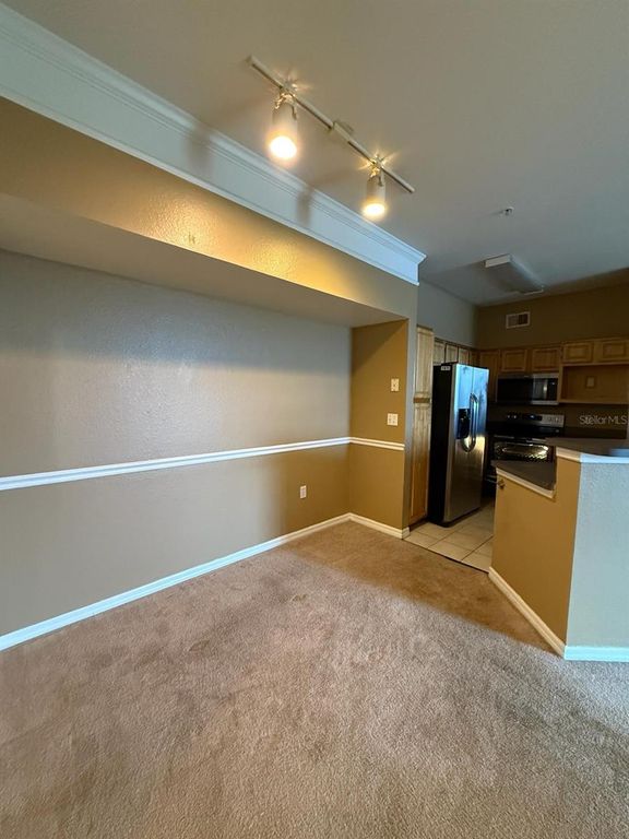 Image 5 of property listing at 3468 SOHO STREET 202, Orlando, FL 32835