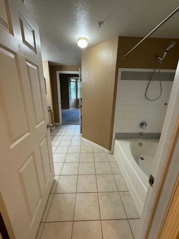 Image 10 of property listing at 3468 SOHO STREET 202, Orlando, FL 32835
