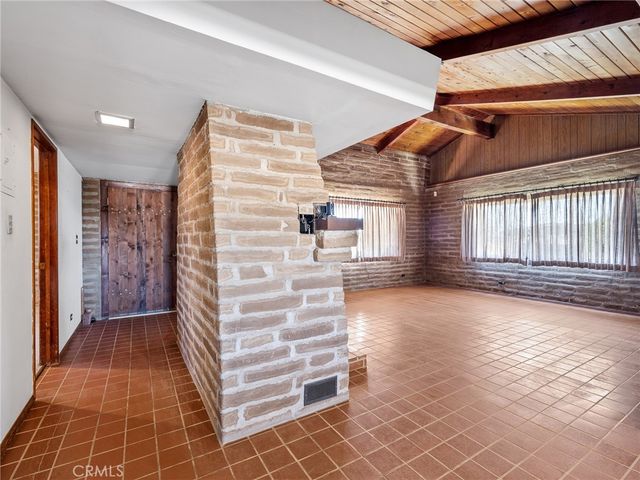 14924 Chamber Lane, Apple Valley, CA 92307