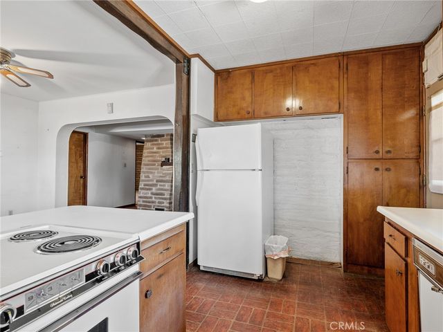 14924 Chamber Lane, Apple Valley, CA 92307