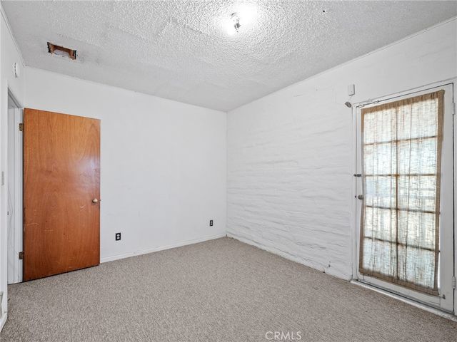 14924 Chamber Lane, Apple Valley, CA 92307