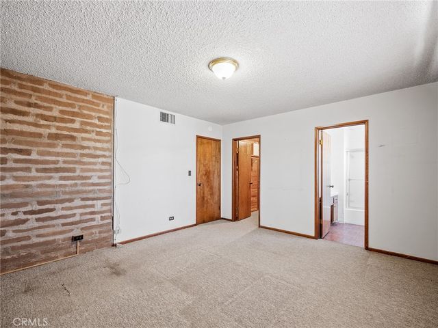 14924 Chamber Lane, Apple Valley, CA 92307