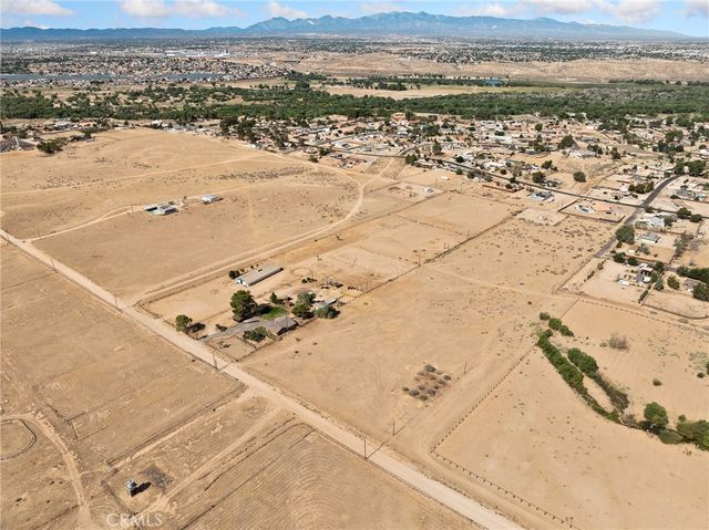 14924 Chamber Lane, Apple Valley, CA 92307