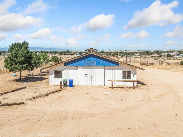 14924 Chamber Lane, Apple Valley, CA 92307