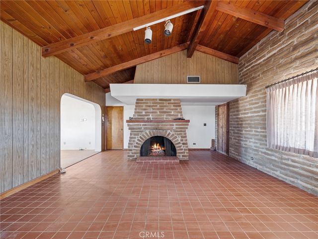 14924 Chamber Lane, Apple Valley, CA 92307