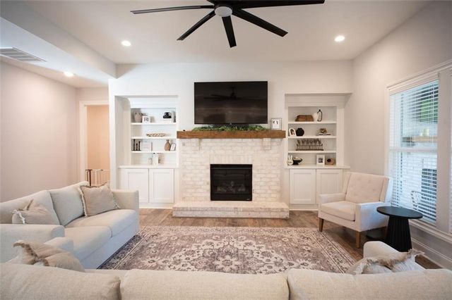 6165 NAMON WALLACE Drive, Cumming, GA 30028