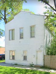 10801 S Hoxie Avenue, Chicago, IL 60617