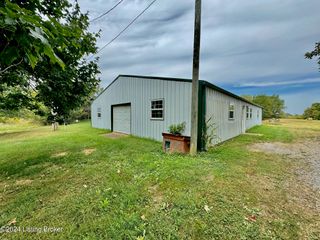 780 Hillsboro Ln, Springfield, KY 40069