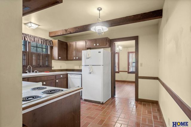 3640 S 34th Street, Lincoln, NE 68506