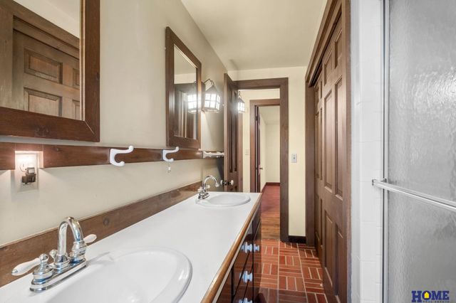 3640 S 34th Street, Lincoln, NE 68506