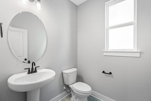 2655 Netterfield Drive, White House, TN 37188