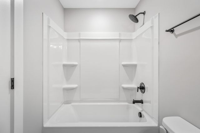 2655 Netterfield Drive, White House, TN 37188