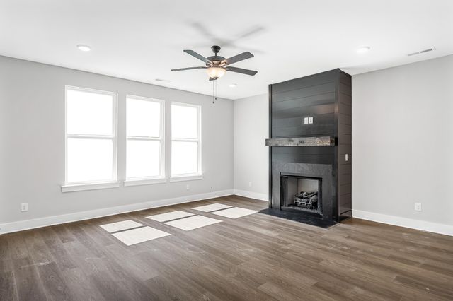 2655 Netterfield Drive, White House, TN 37188