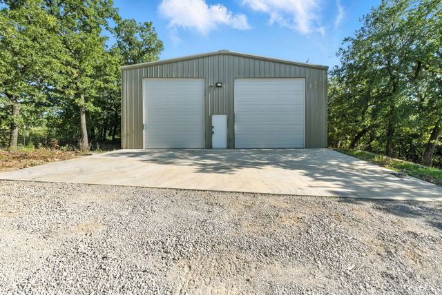 216 Private Road 1735, Chico, TX 76431