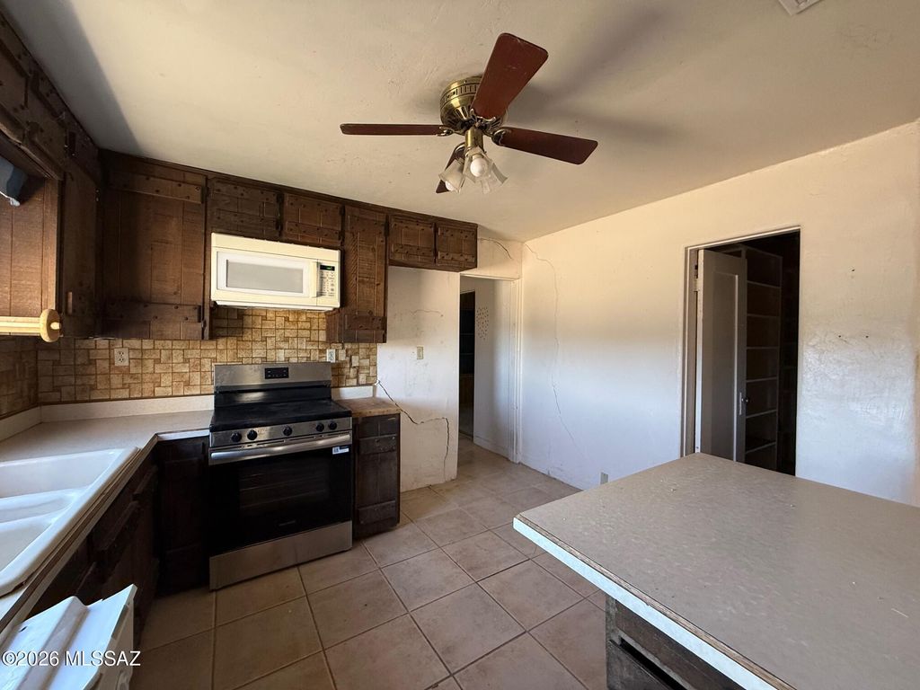 Image 17 of property listing at 1563 W Patton Street, St. David, AZ 85630
