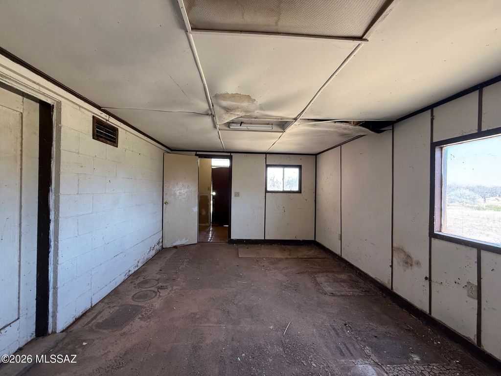 Image 22 of property listing at 1563 W Patton Street, St. David, AZ 85630