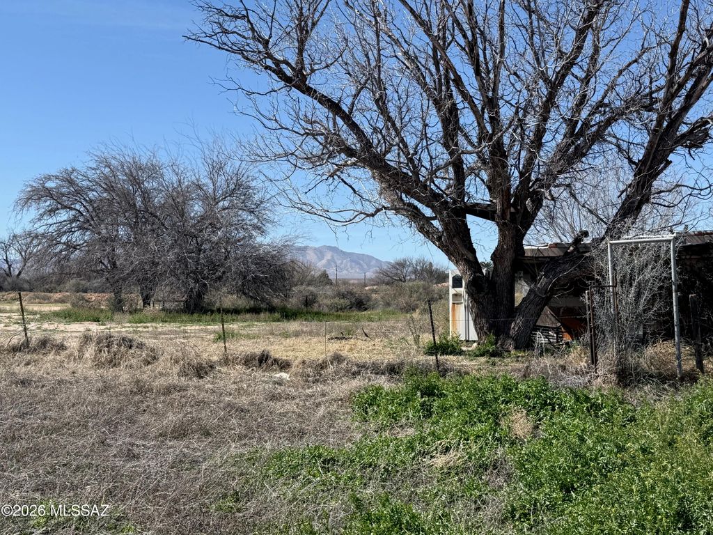 Image 4 of property listing at 1563 W Patton Street, St. David, AZ 85630