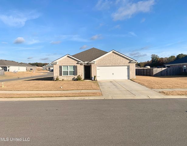 5318 Alpine Drive, Horn Lake, MS 38637