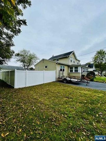 17 Locust Street, Wanaque, NJ 07420