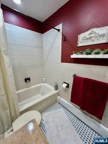17 Locust Street, Wanaque, NJ 07420
