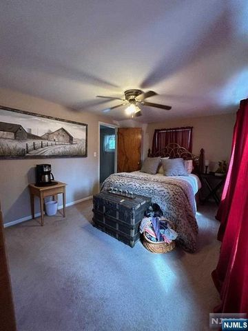 17 Locust Street, Wanaque, NJ 07420