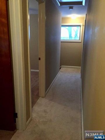 17 Locust Street, Wanaque, NJ 07420