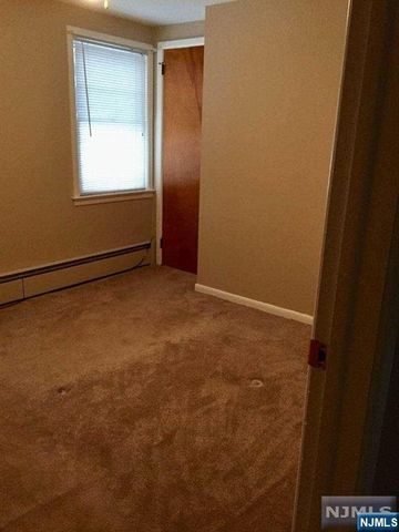 17 Locust Street, Wanaque, NJ 07420