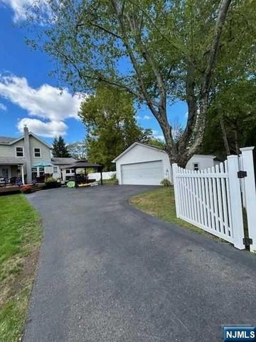 17 Locust Street, Wanaque, NJ 07420