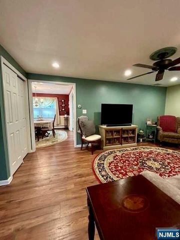 17 Locust Street, Wanaque, NJ 07420