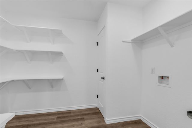 204 Wiebusch Street, Riesel, TX 76682