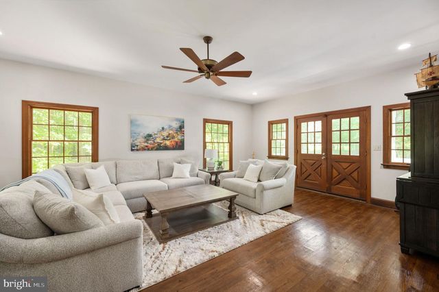 7 ROSEHAVEN ST, Stafford, VA 22556