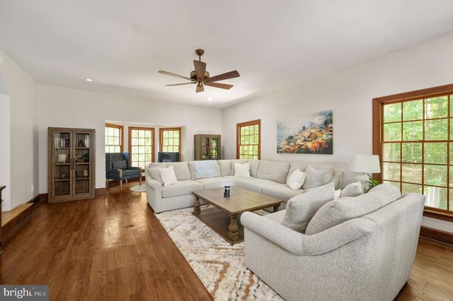 7 ROSEHAVEN ST, Stafford, VA 22556