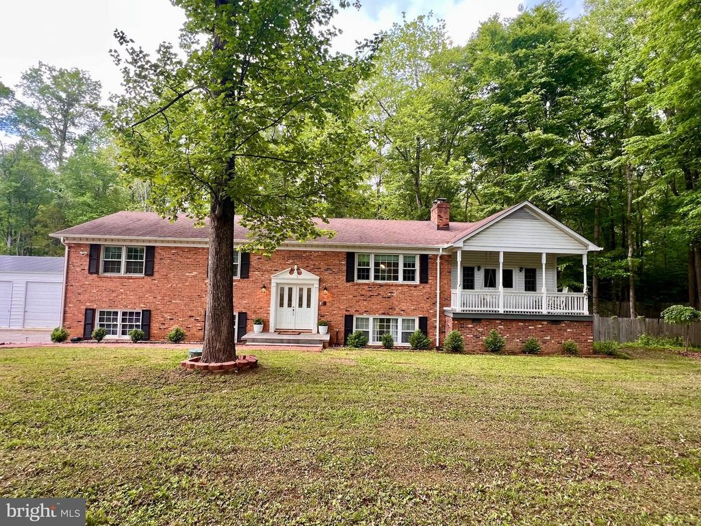 7 ROSEHAVEN ST, Stafford, VA 22556