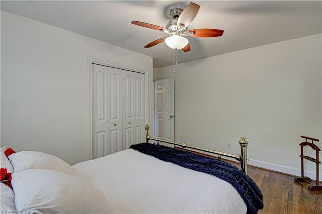 2832 Kensington Road, Winston-salem, NC 27106