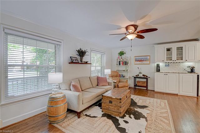 2832 Kensington Road, Winston-salem, NC 27106