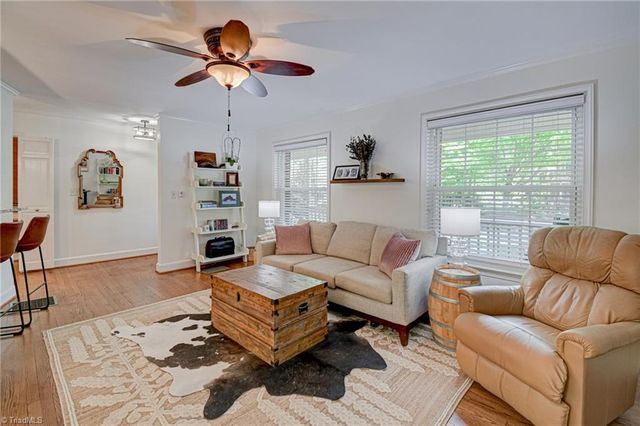 2832 Kensington Road, Winston-salem, NC 27106