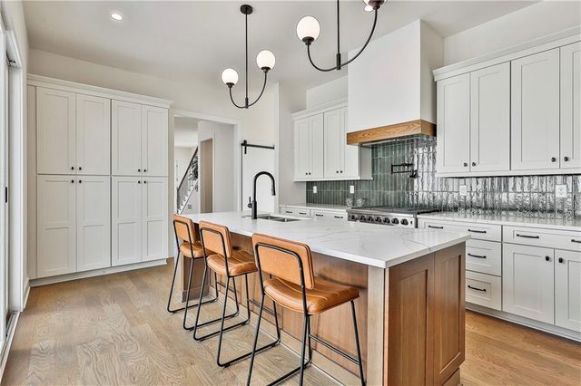 940 Laurel Brooke Avenue, Peachtree City, GA 30269