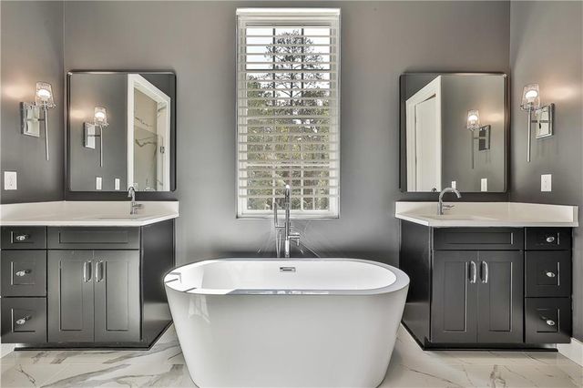 940 Laurel Brooke Avenue, Peachtree City, GA 30269