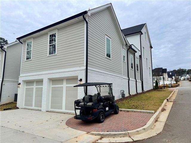 940 Laurel Brooke Avenue, Peachtree City, GA 30269