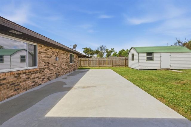 2715 Saint Francis Street, Sulphur, LA 70663