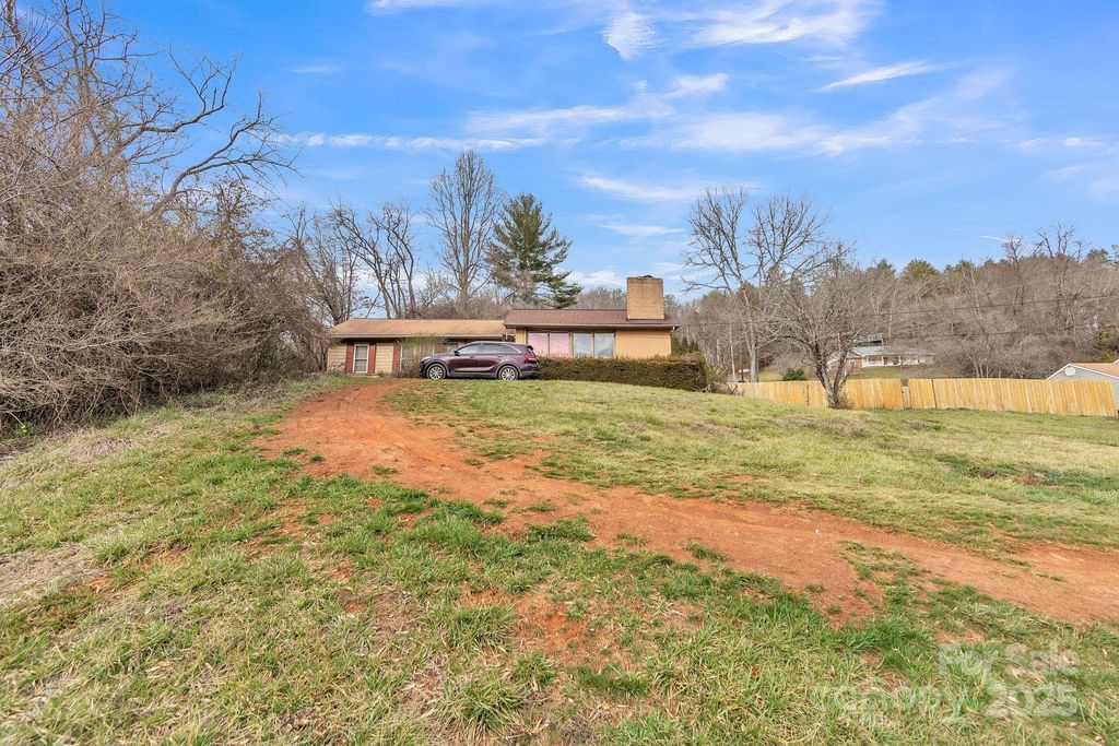 247 Speedwell Acres Road, Cullowhee, NC 28723
