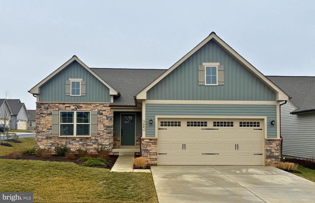 368 CROWN POINT DR, Frederick, MD 21702