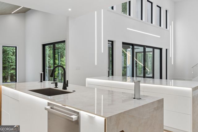 1000 Clementstone N.E Drive, Sandy Springs, GA 30342