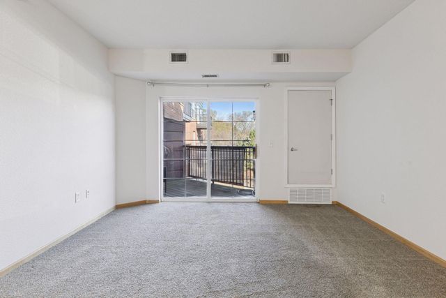 1800 Graham Avenue 325, Saint Paul, MN 55116