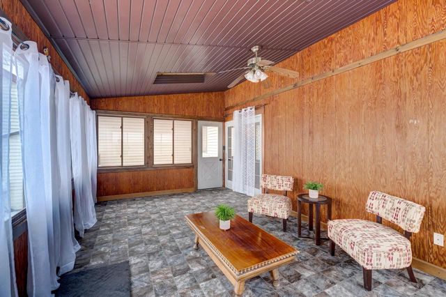 623 Hamilton Street, Columbus, WI 53925