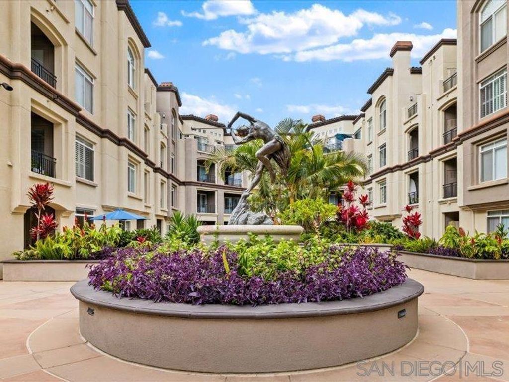 Image 1 of property listing at 9237 Regents Rd. #K101, La Jolla, CA 92037